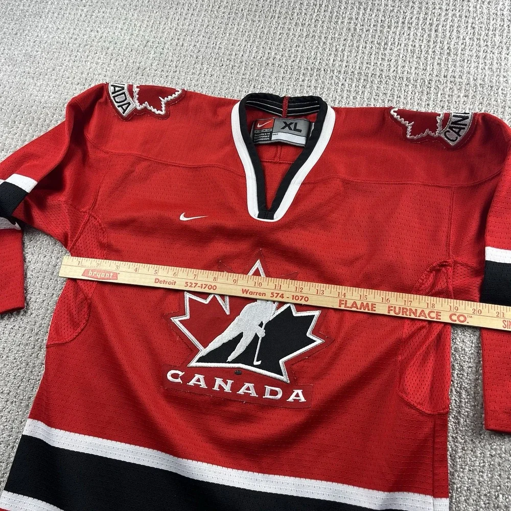 Nike team canada